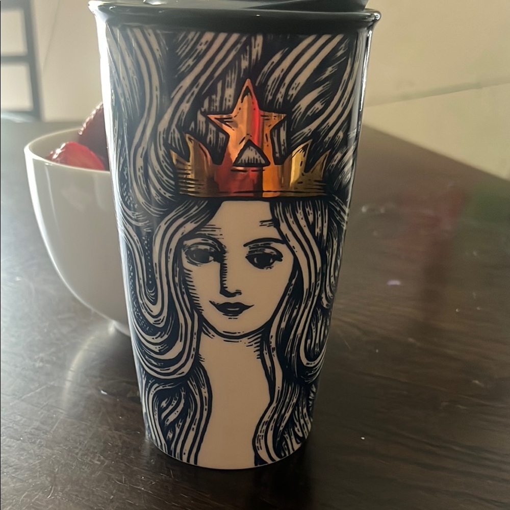 Artistic Black and White Tumbler with Gold Star Crown Starbucks